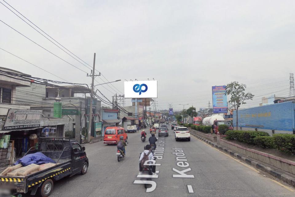 Billboard at Jl. Siliwangi - Pertigaan PS. Jrakah, Semarang