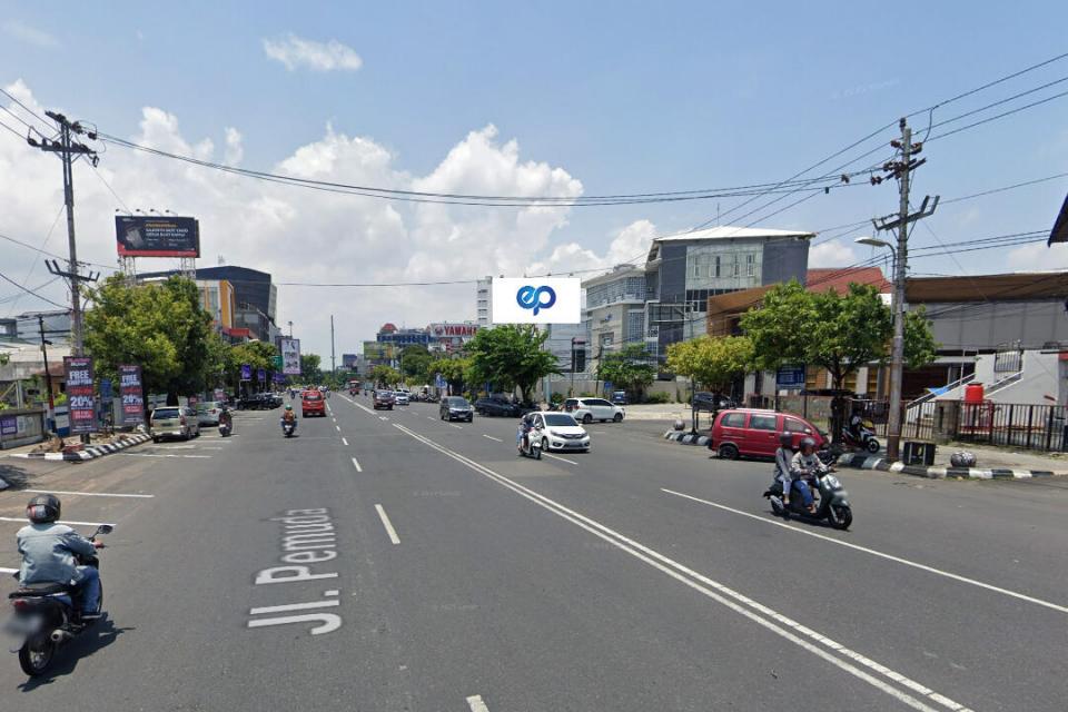 Billboard at Jl. Pemuda (Rumah Makan Rodjo (Kawasan Perbankan), Semarang
