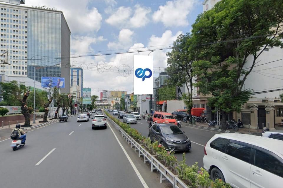 Billboard at Jl. Pandanaran (Depan Holland Bakery Pusat Oleh - Oleh), Semarang