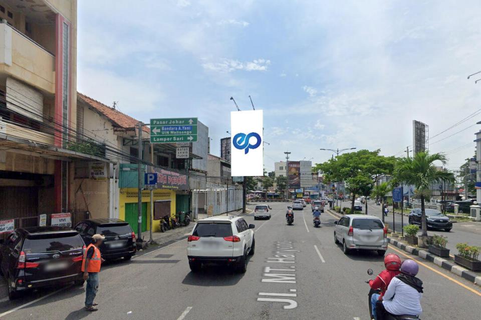 Billboard at Jl. MT. Haryono (Perempatan Metro Plaza), Semarang