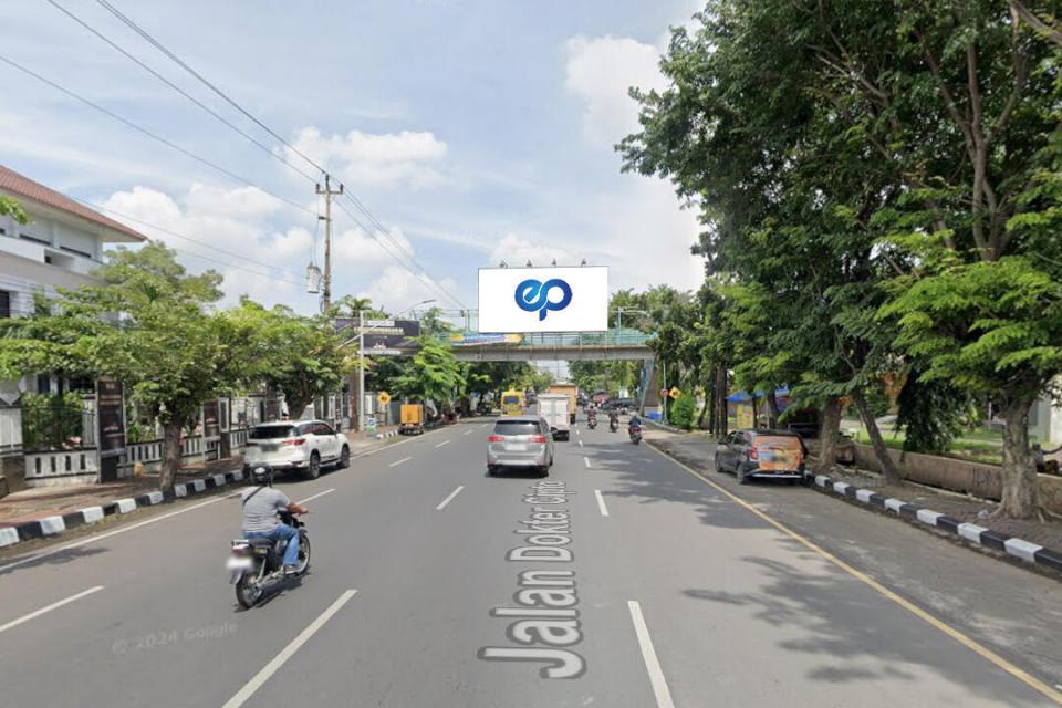 Billboard at Jl. Dr. Cipto depan Pasar Dargo, Semarang