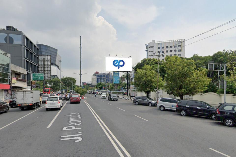 Billboard at Jl. Pemuda/Tanjung, Semarang