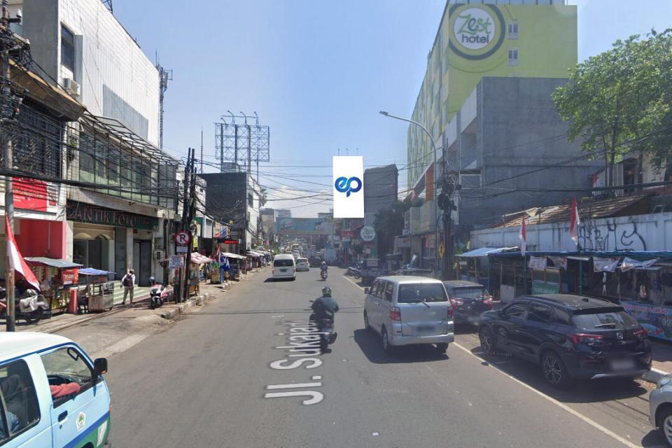Billboard at Jl. Sukajadi Oyen (Depan Zest Hotel), Bandung