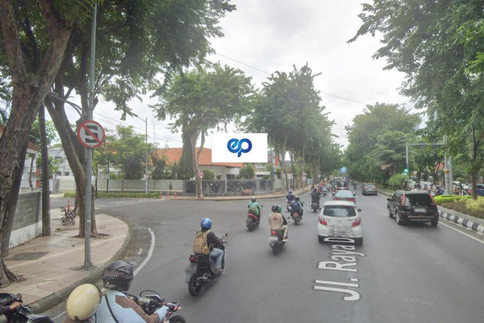 Billboard at Jl. Darmo (Pertigaan Darmo - Kartini), Surabaya