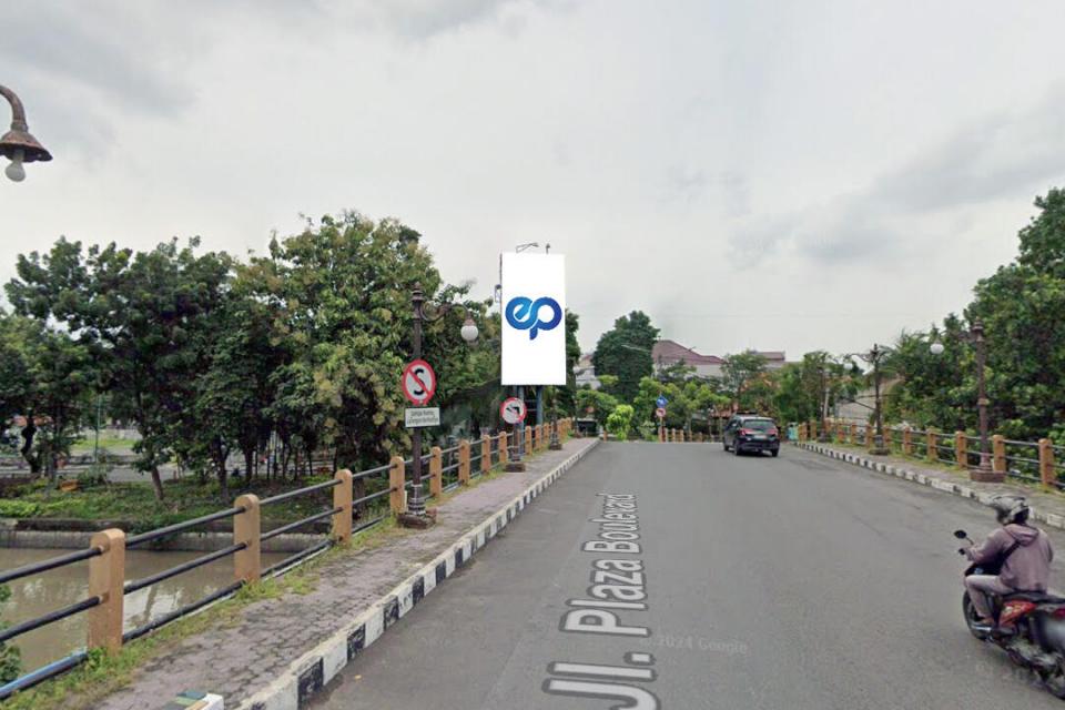 Billboard at Jl. Plaza Boulevard WTC, Surabaya