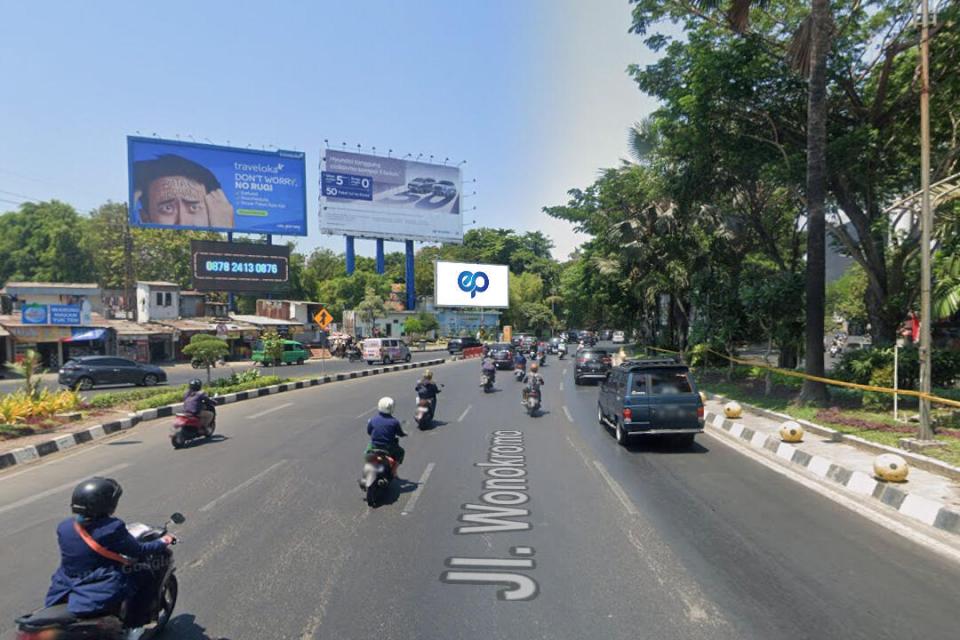 Billboard at Jl. Joyoboyo (Kebun Binatang), Surabaya