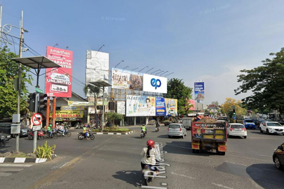 Billboard at Jl. Raya Prapen - Panjang Jiwo (Kanan), Surabaya