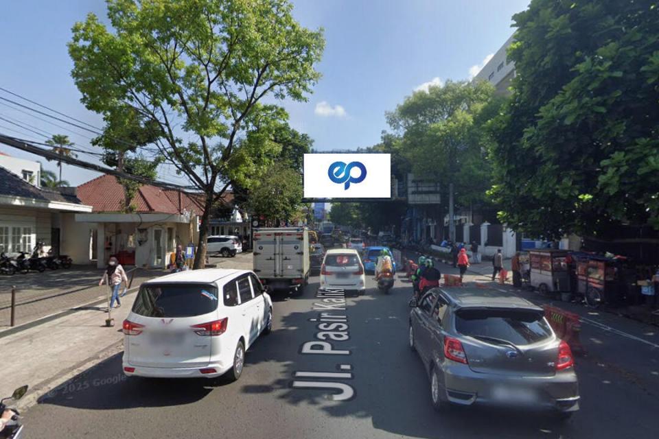 Videotron at JL. PASIRKALIKI, BANDUNG
