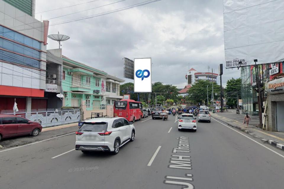 Billboard at Jl. MH. THAMRIN (Luna Hijab), SEMARANG