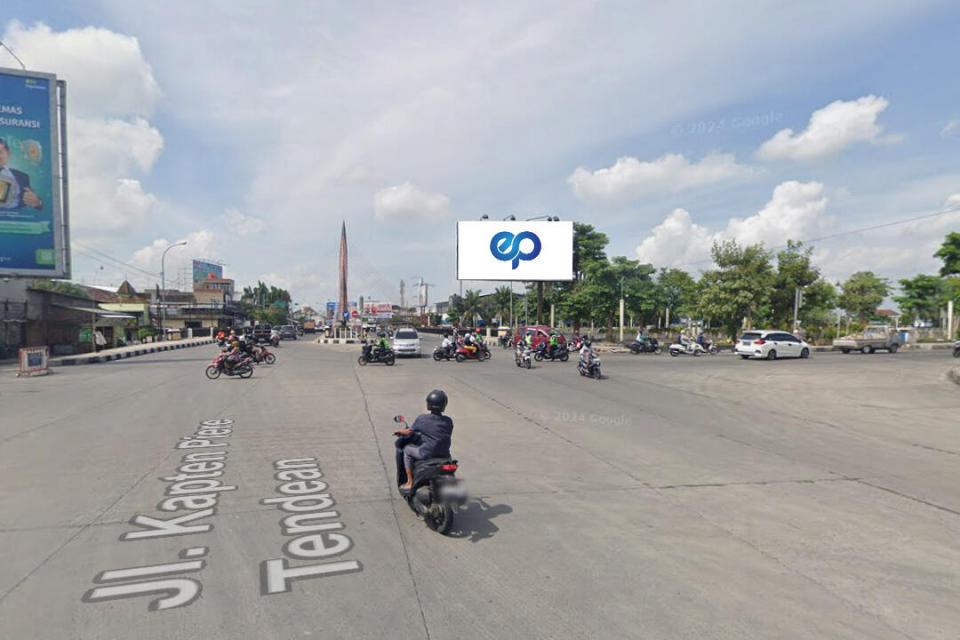 Billboard at Jl. P. Tendean Tugu Keris depan Terminal Tirtonadi, Solo
