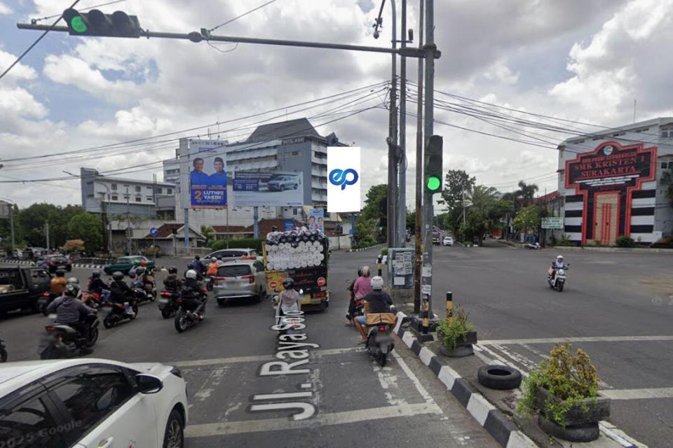 Billboard at Jl. WolterMonginsidi, Depan Hotel Asia, Solo
