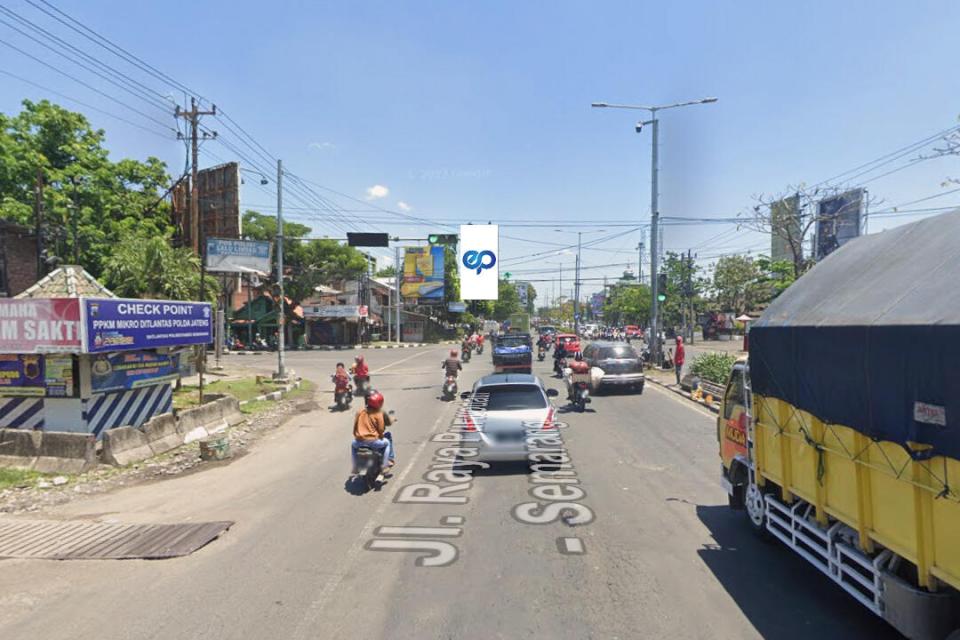 Billboard at JL. MAJAPAHIT SEMARANG (PEDURUNGAN - FATMAWATI), Semarang