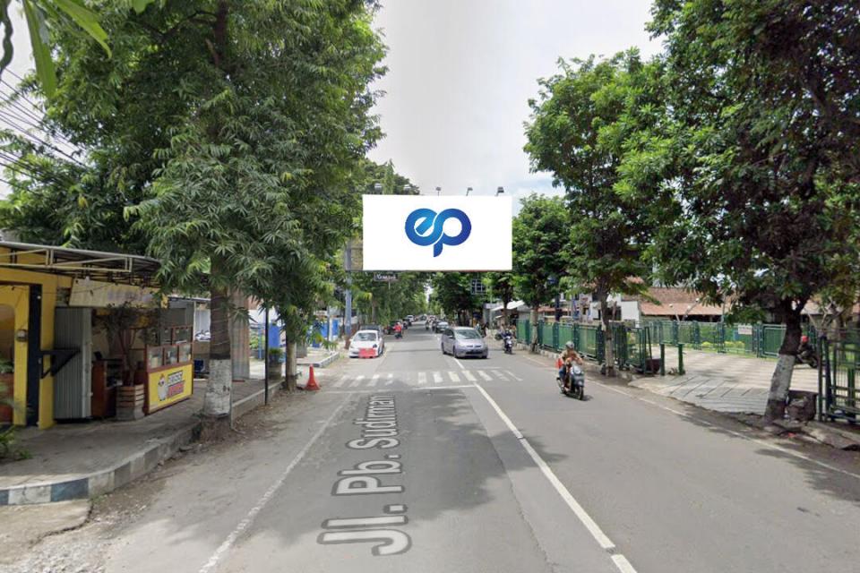 Billboard at Jl. PB Sudirman, Pare (Taman Ringin Budho), Kediri