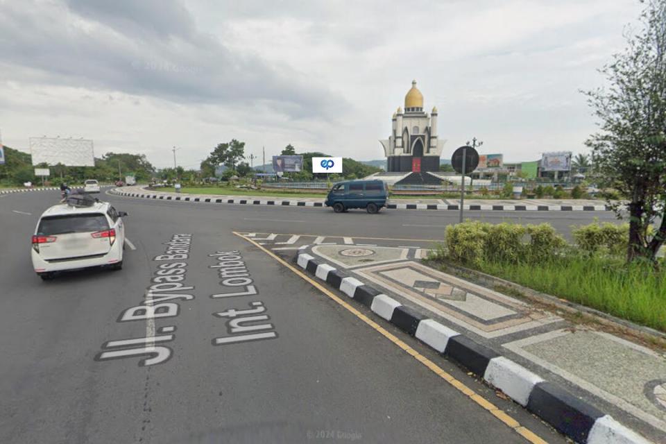 Billboard at Jl. Bypass Bandara Int. Lombok (Bundaran Gerung), Lombok