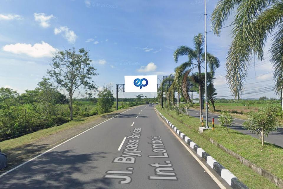 Billboard at Jl. Bypass, Bandara Internasional, Lombok
