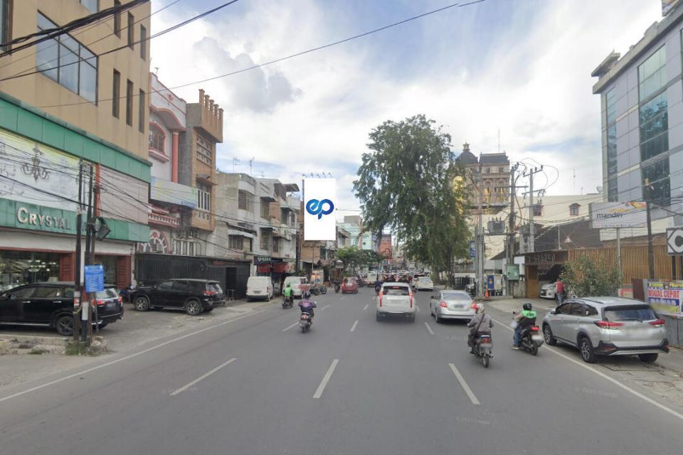 Billboard at JI. S. Parman (Simpang Kejaksaan), Medan