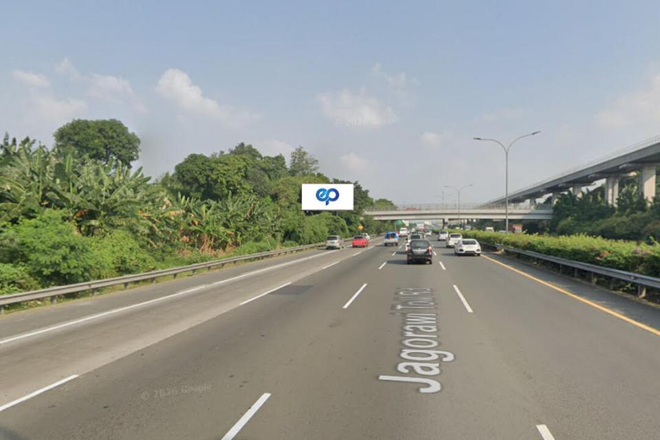Billboard at Tol Jagorawi KM 11+950, Jakarta Timur