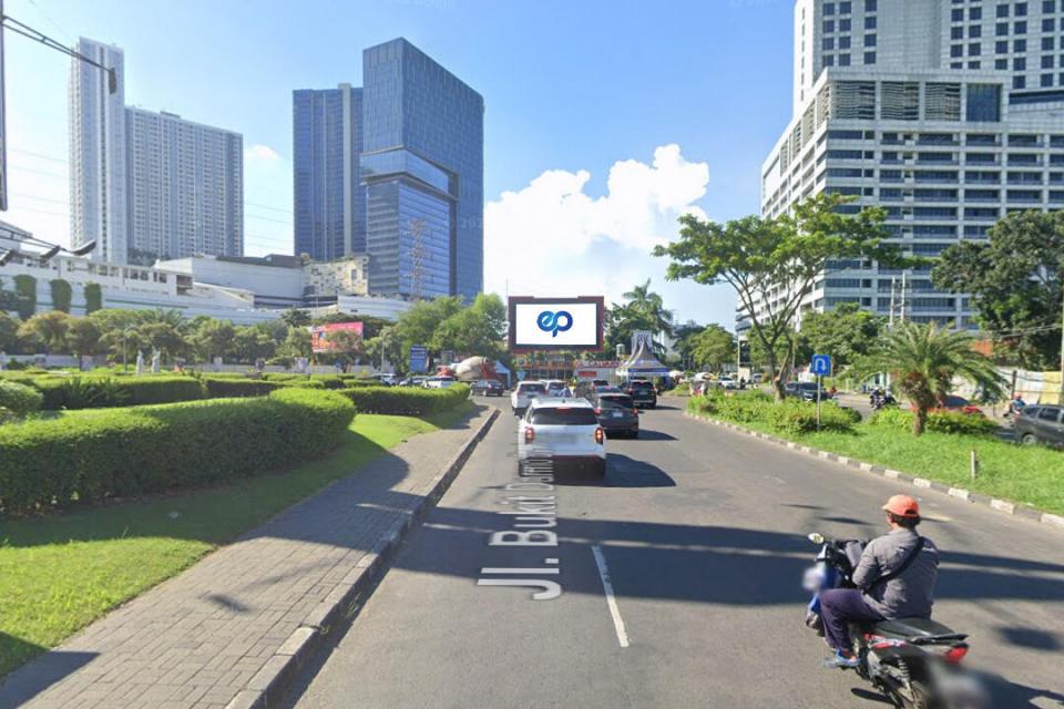 Videotron at BUKIT DARMO BOULEVARD (ARAH MENUJU MAYJEND SUNGKONO), SURABAYA
