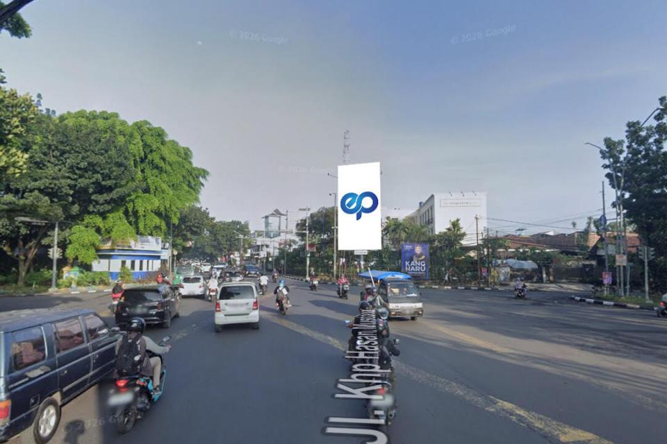 Billboard at JI. PHH Mustofa - JI. Pahlawan, Bandung